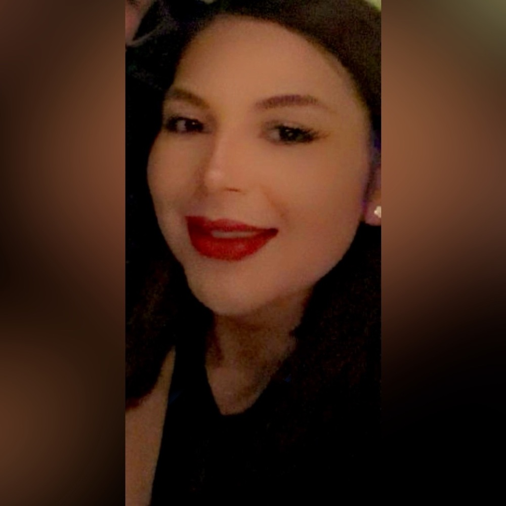 Meet your Posher, Cari